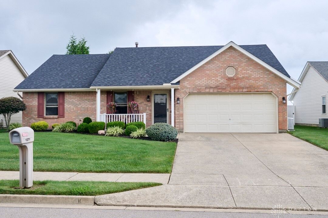 Property Photo: 1271 Country Oaks Lane OH 45177