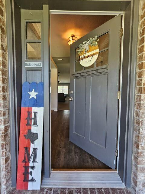 Property Photo:  5787 E Dogwood Drive  FL 32539 