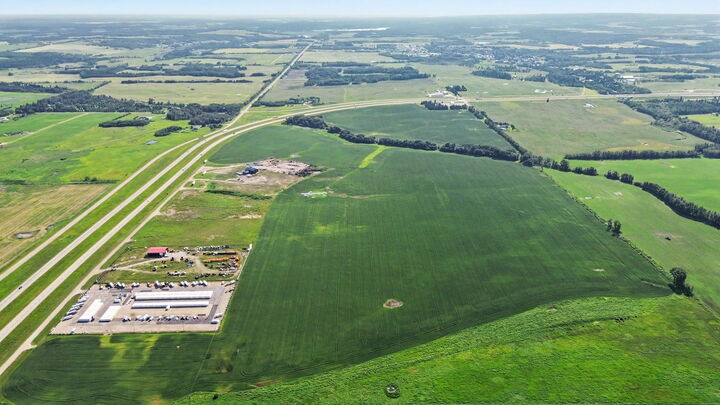 Property Photo:  Ab-43  AB T0E 1V0 