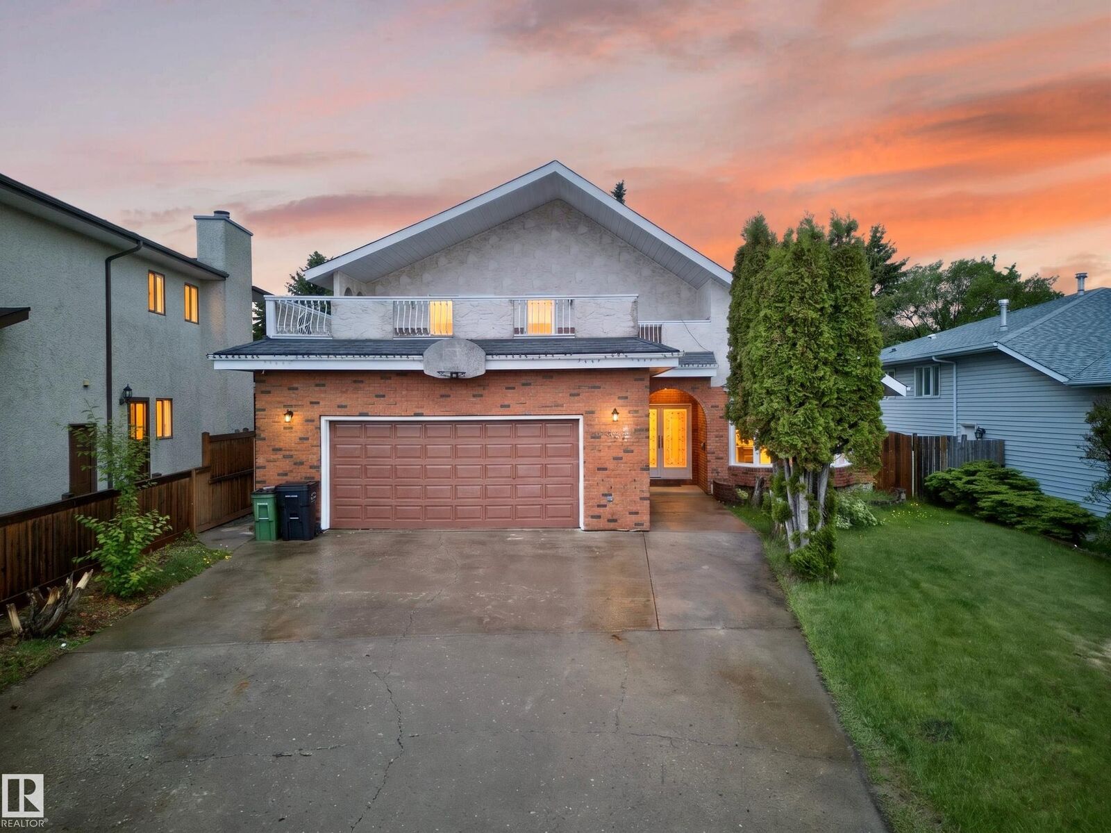 Property Photo: 34 Grand Meadow Cr NW NW AB T6L 1A2