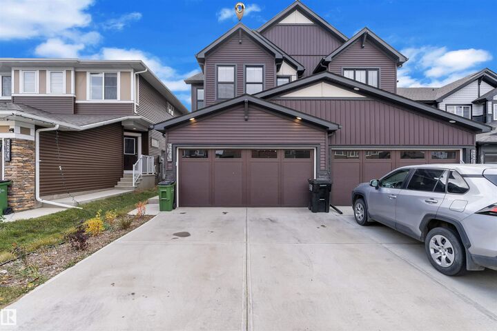 Property Photo: 226 Orchards Boulevard SW AB T6X 2G9