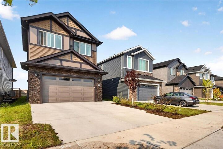 Property Photo: 52 Edgefield Way AB T8N 8A1
