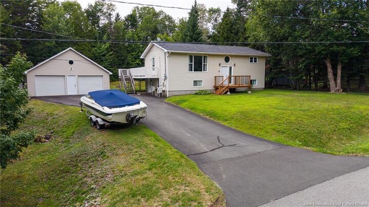 Property Photo:  4 Hoyt Street  NB E5K 2Y2 