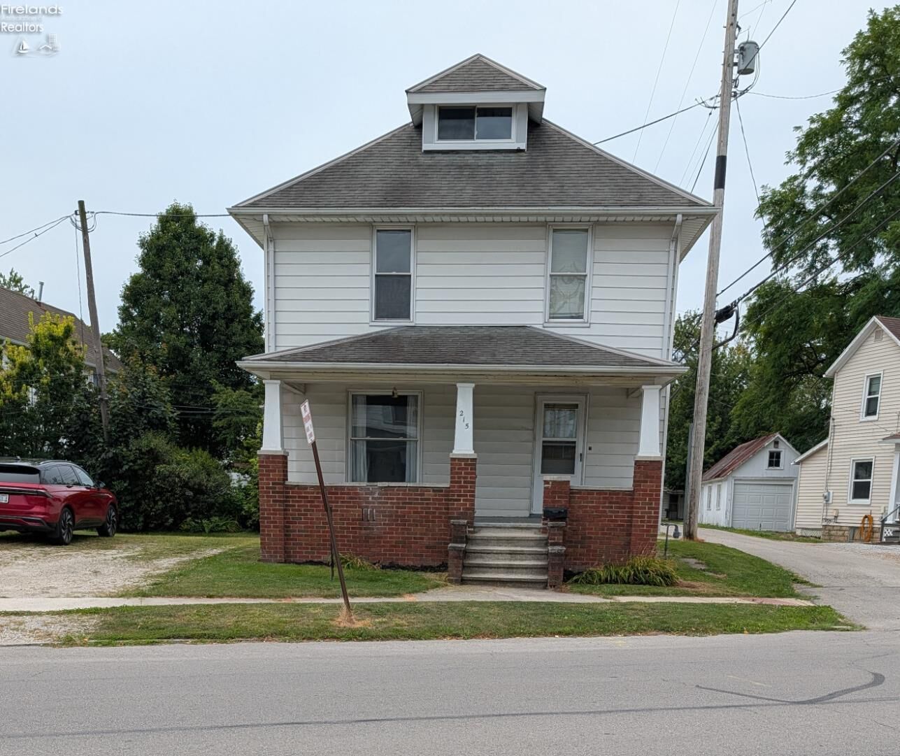 Property Photo: 215 W Perry Street OH 44818
