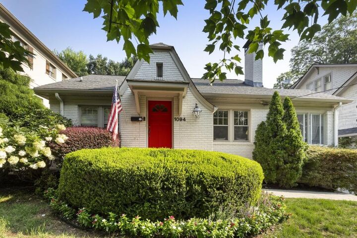 Property Photo: 1094 Virginia Avenue GA 30306