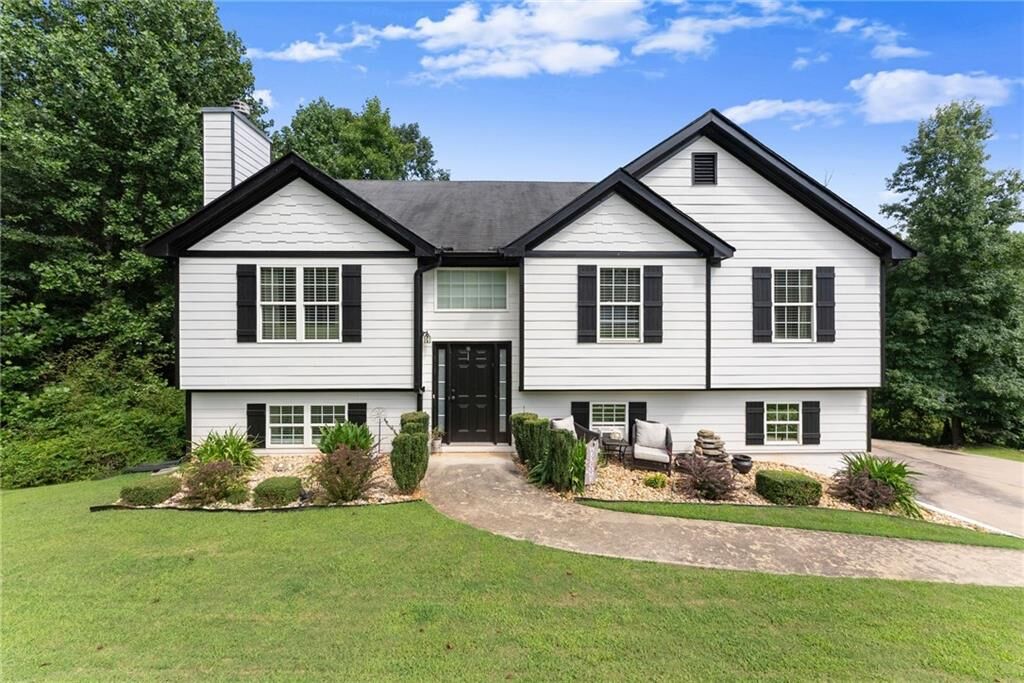 Property Photo: 2786 Summer Creek Drive GA 30507