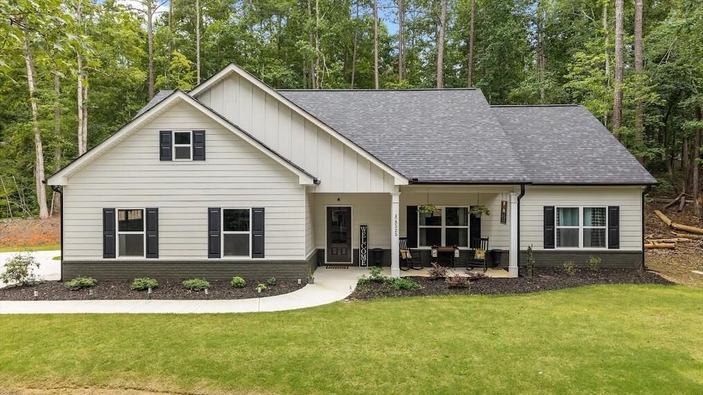 Property Photo:  5525 Belle Meade Drive  GA 30180 