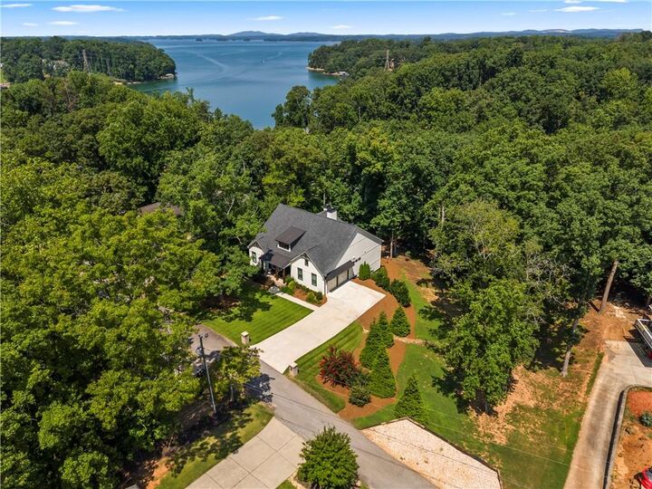 Property Photo: 6014 Warpath Road GA 30542