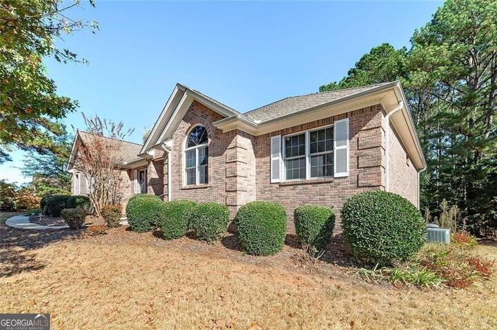 Property Photo: 151 Courts Of Hampton GA 30228