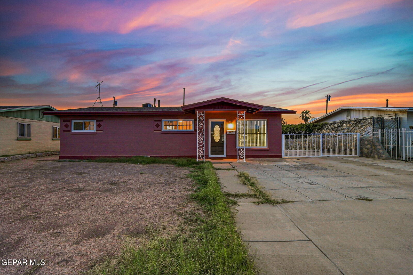Property Photo:  157 Cherry Street  TX 79915 