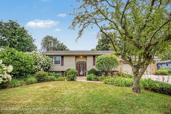 Property Photo:  2612 Brahms Avenue  MI 49024 