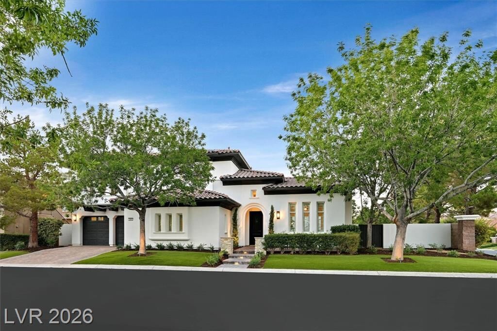 Property Photo: 3844 Glasgow Green Drive NV 89141