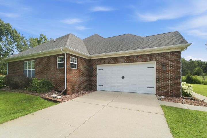 Property Photo: 6776 Fox Crossing IN 46534
