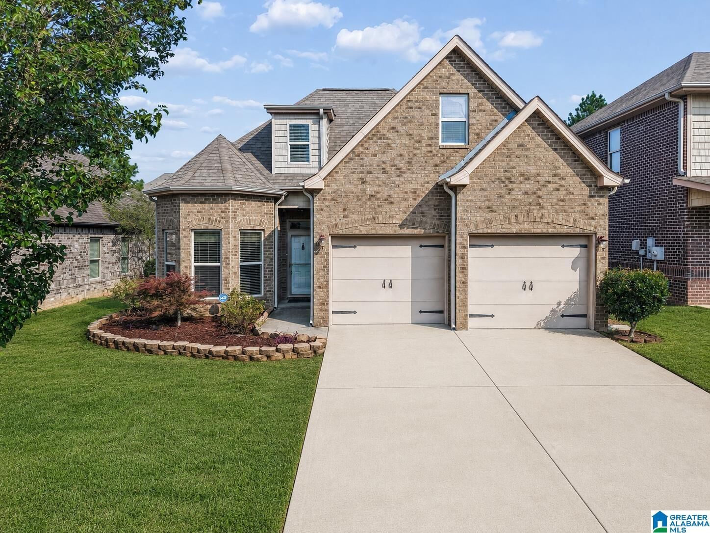 Property Photo: 338 Glen Cross Way AL 35173