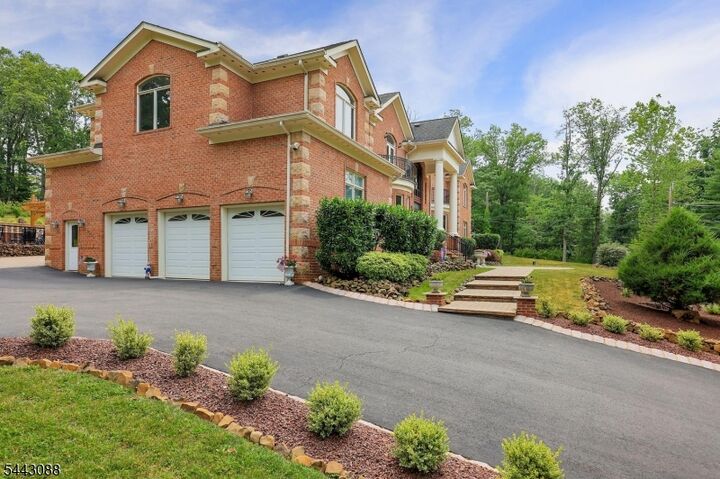 Property Photo:  41 Mareu Dr  NJ 07069 