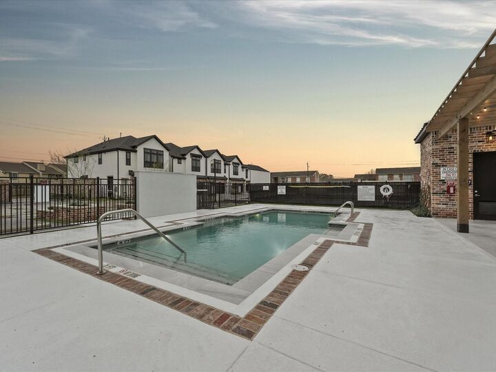 Property Photo: 9217 Washington Heights TX 77063