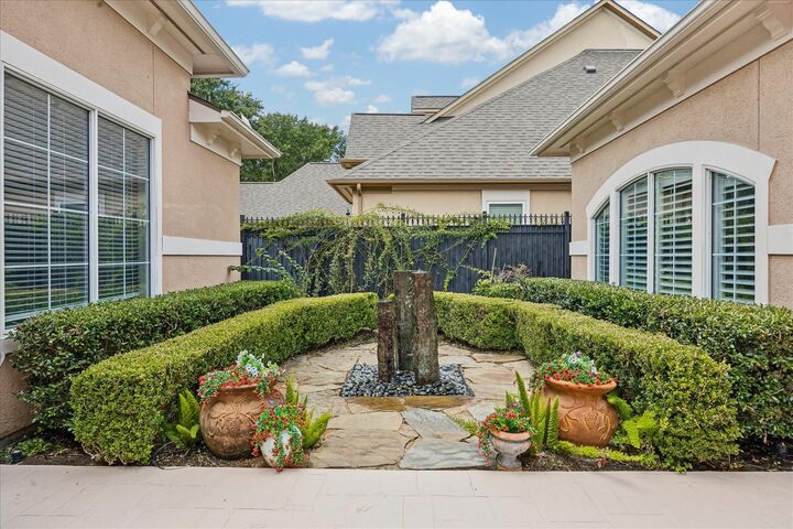 Property Photo:  11914 Legend Manor Drive  TX 77082 