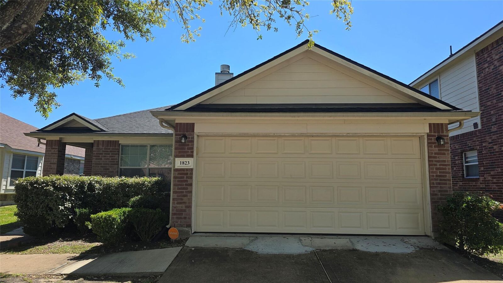 Property Photo: 1823 Creegan Park Court TX 77047