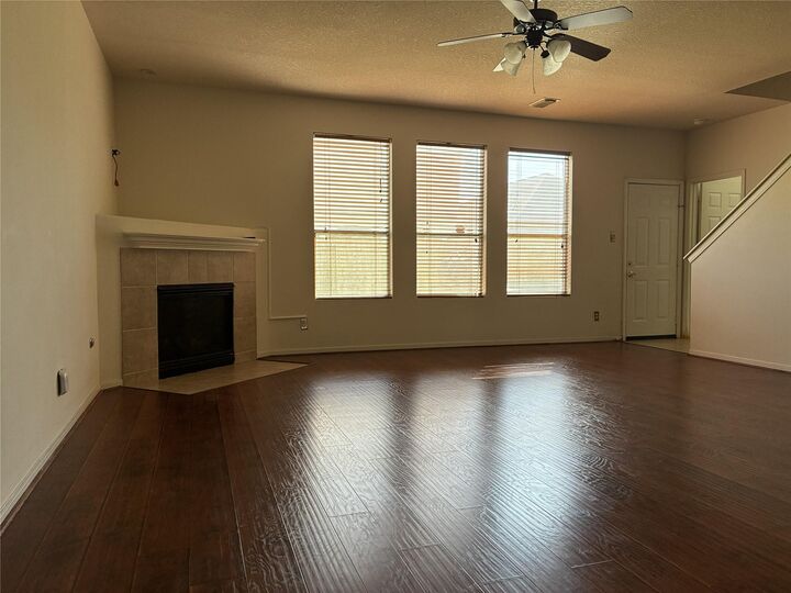 Property Photo: 19531 Hickory Meadow Lane TX 77084