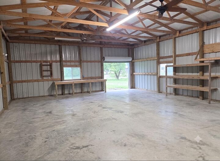Property Photo: 150 County Road 2359 TX 77575