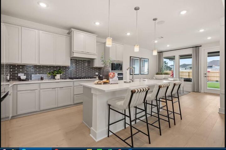 Property Photo: 31841 Pecan Cottage Lane TX 77386