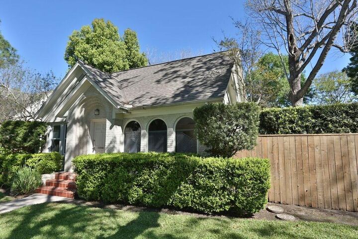 Property Photo: 3124 Jarrard Street TX 77005