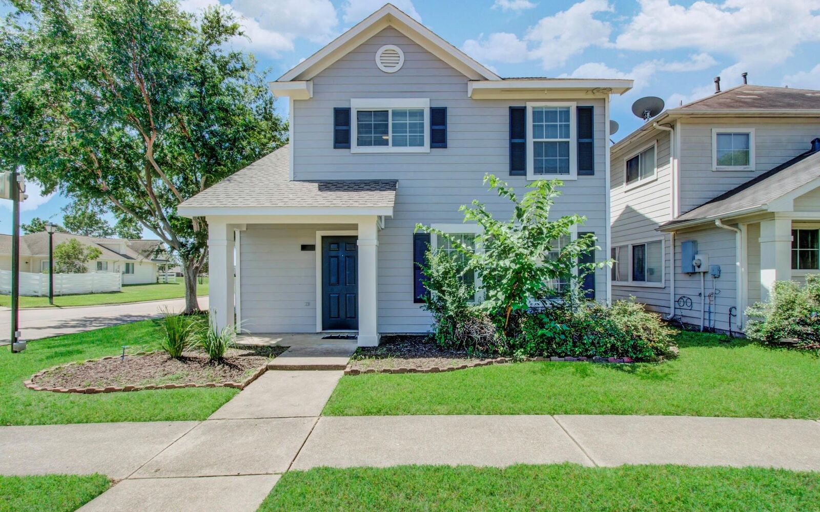 Property Photo: 6117 Settlers Square Lane TX 77449