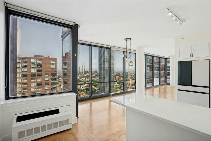 Property Photo: 389 Washington St 33E NJ 07302
