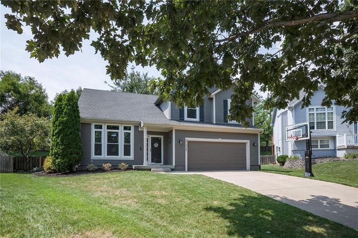 Property Photo: 21325 W 120th Terrace KS 66061