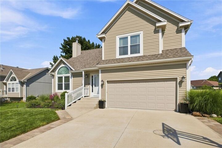 Property Photo: 1301 Tabitha Lane MO 64034