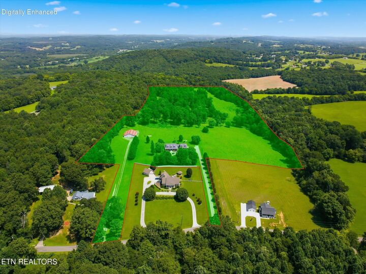 Property Photo: 410 County Road 264 TN 37826