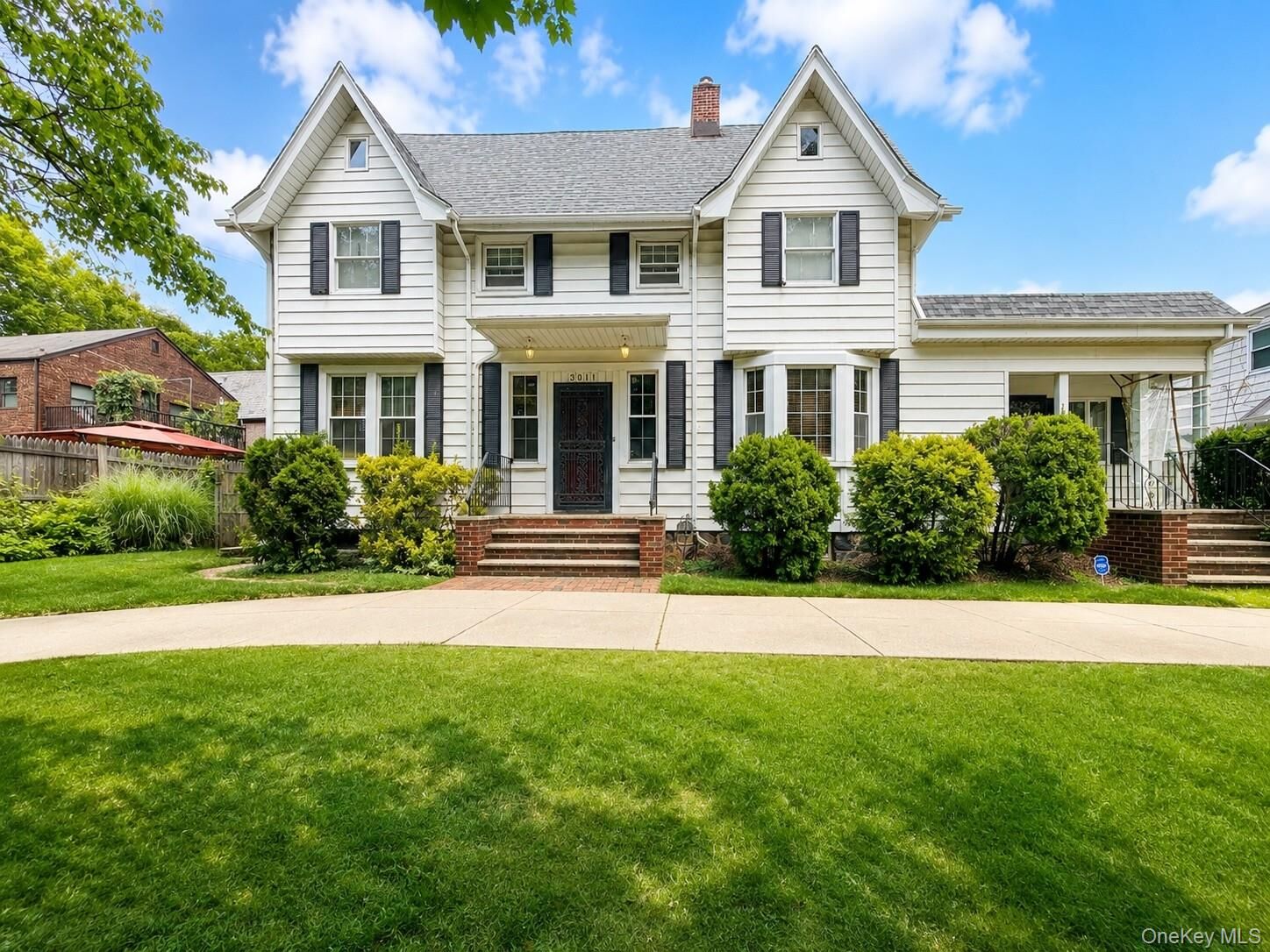 Property Photo:  3011 Murray Street  NY 11354 