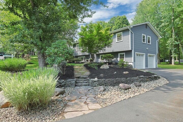 Property Photo:  4 Flower Lane  NY 10989 