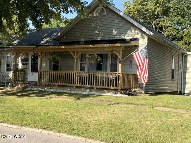 Property Photo: 541 N Market Street OH 43326
