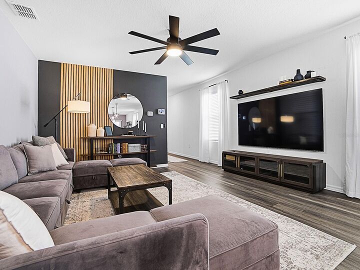 Property Photo:  6149 Galloping Drive  FL 32712 