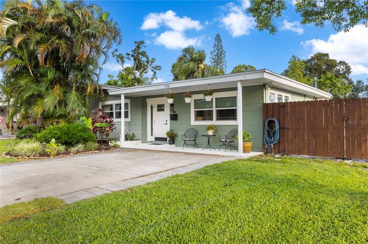 Property Photo:  5154 33rd Avenue N  FL 33710 