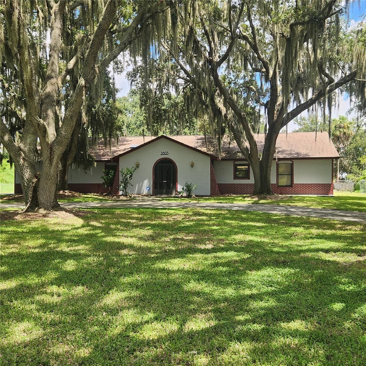 Property Photo:  2805 Lake Tohopekaliga Boulevard  FL 34746 