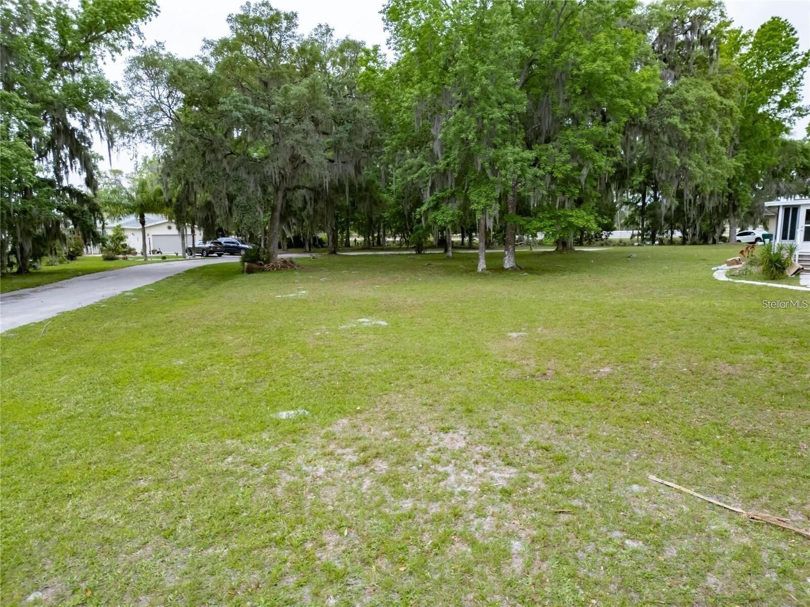 Property Photo:  Lot 54 Blk C Lexington Circle  FL 34785 