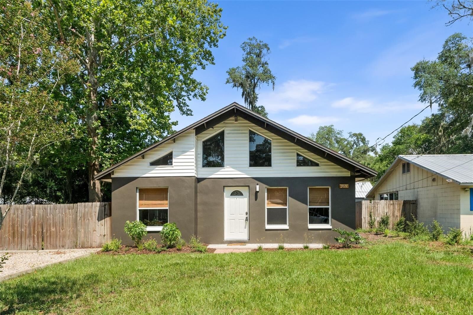 Property Photo: 3177 NW 9th Terrace FL 32609
