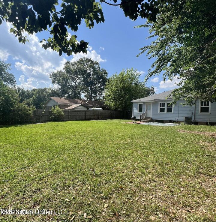 Property Photo:  1693 Vine Street  MS 39531 