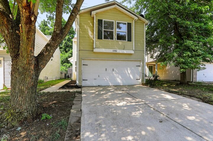 Property Photo:  2352 Collins Way  IN 46140 