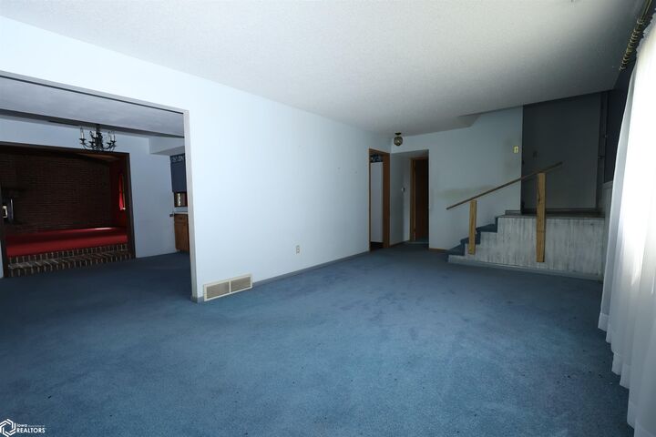 Property Photo:  2803 Nelson Road  IA 50158 