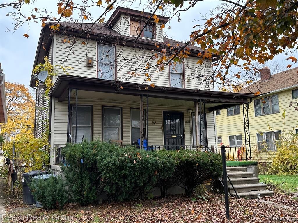 Property Photo:  320 Richton Street  MI 48203 3480 