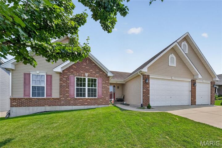 Property Photo: 132 Riverdale Woods Circle MO 63366