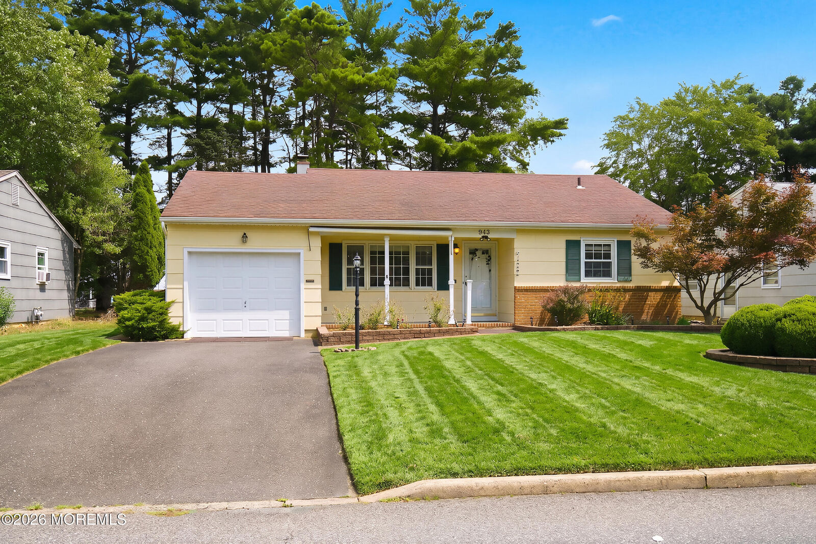 Property Photo: 943 Edgebrook Drive N NJ 08757