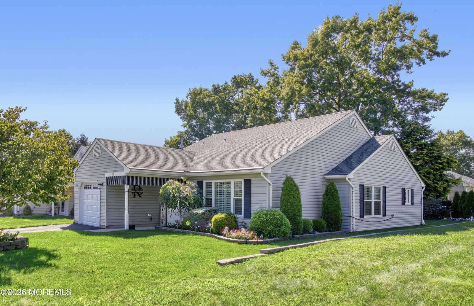Property Photo:  22 Woodchuck Lane  NJ 08724 