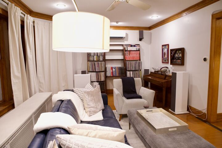 Property Photo:  6146 W Roscoe Street  IL 60634 