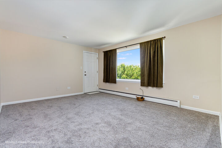 Property Photo: 6940 W 65th Street 3B IL 60638
