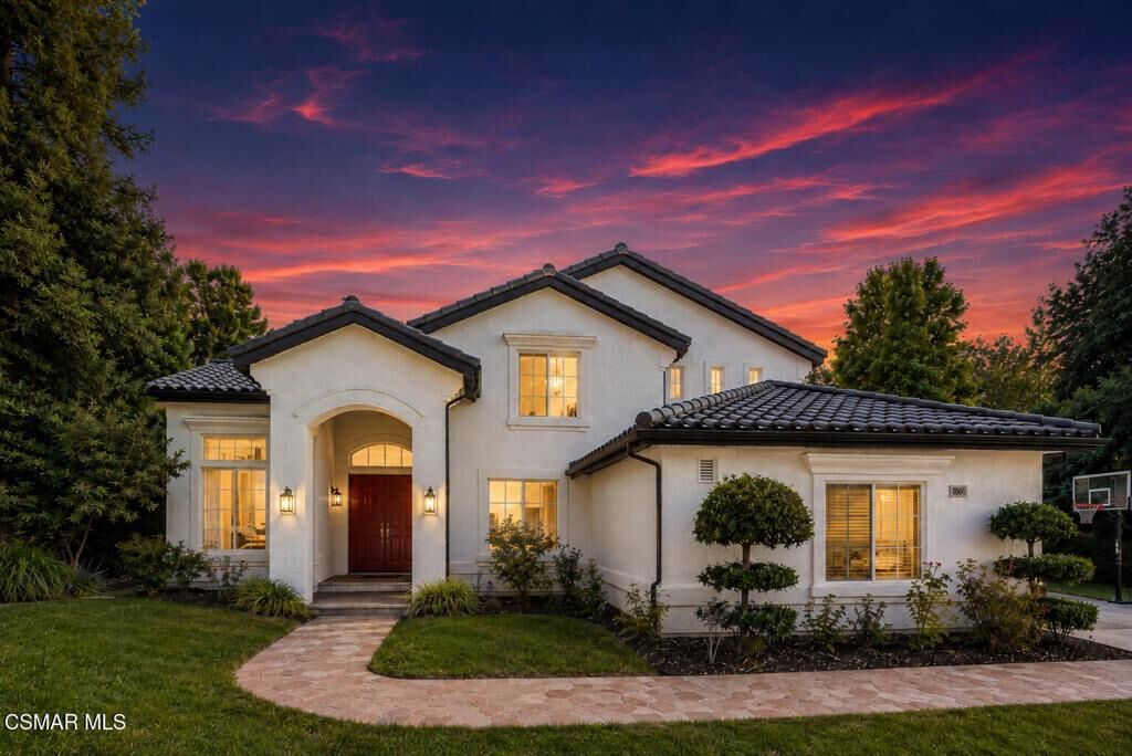 Property Photo:  1660 Cross Bridge Place  CA 91362 