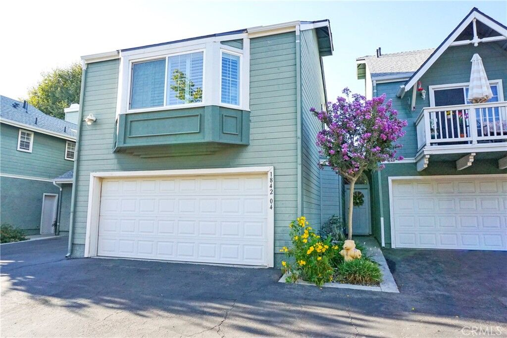 Property Photo:  1842 Rory Lane #4  CA 93063 